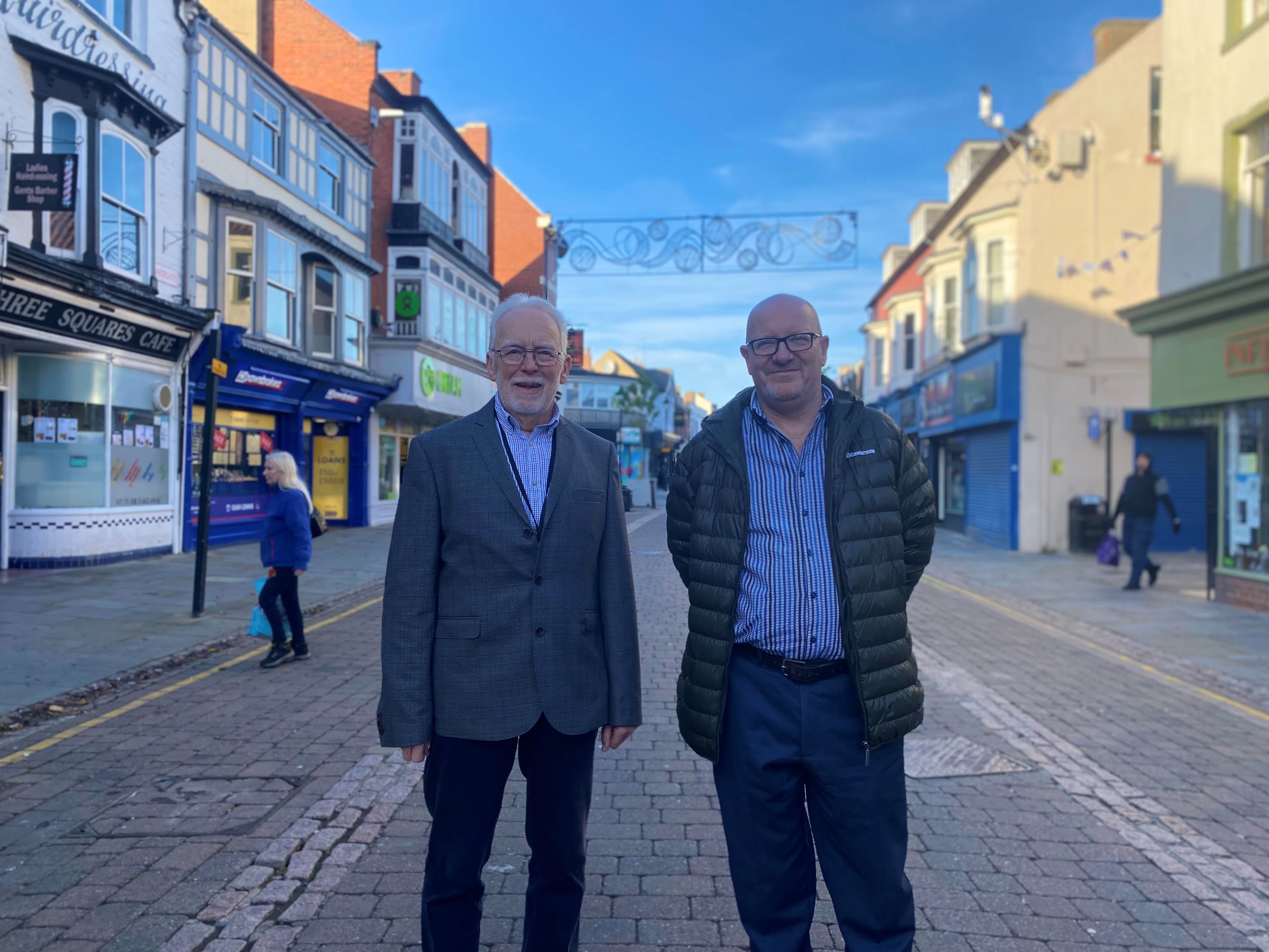 (L - R): Cllr Marshall & Chris Mains.