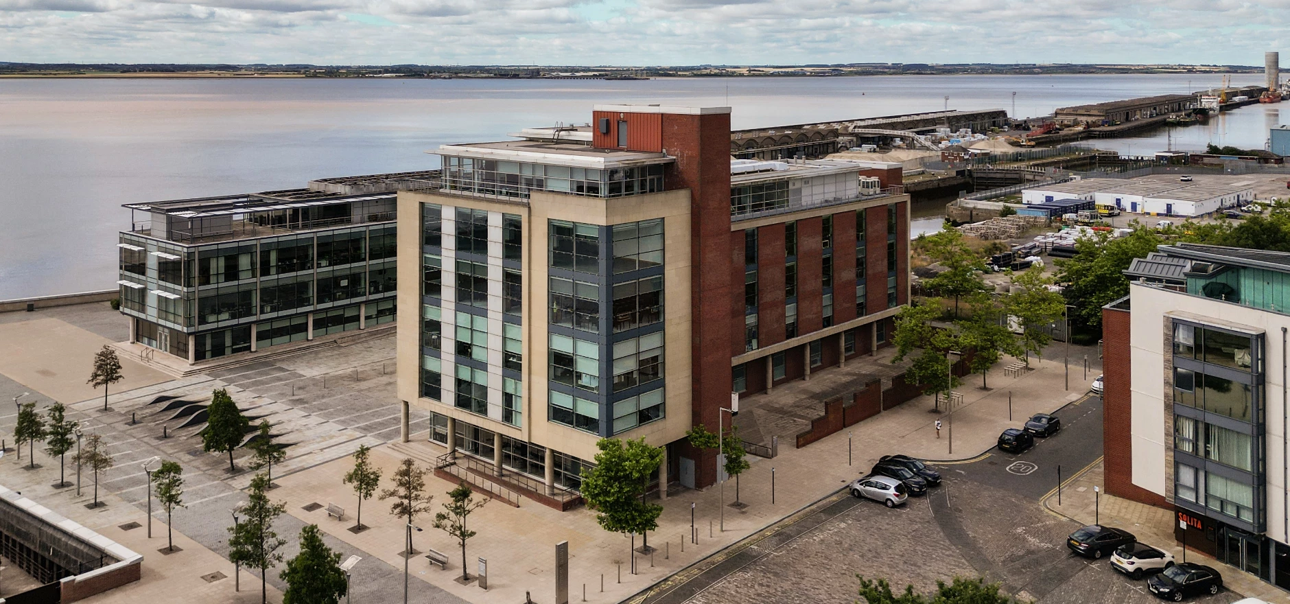 Two Humber Quays.jpg