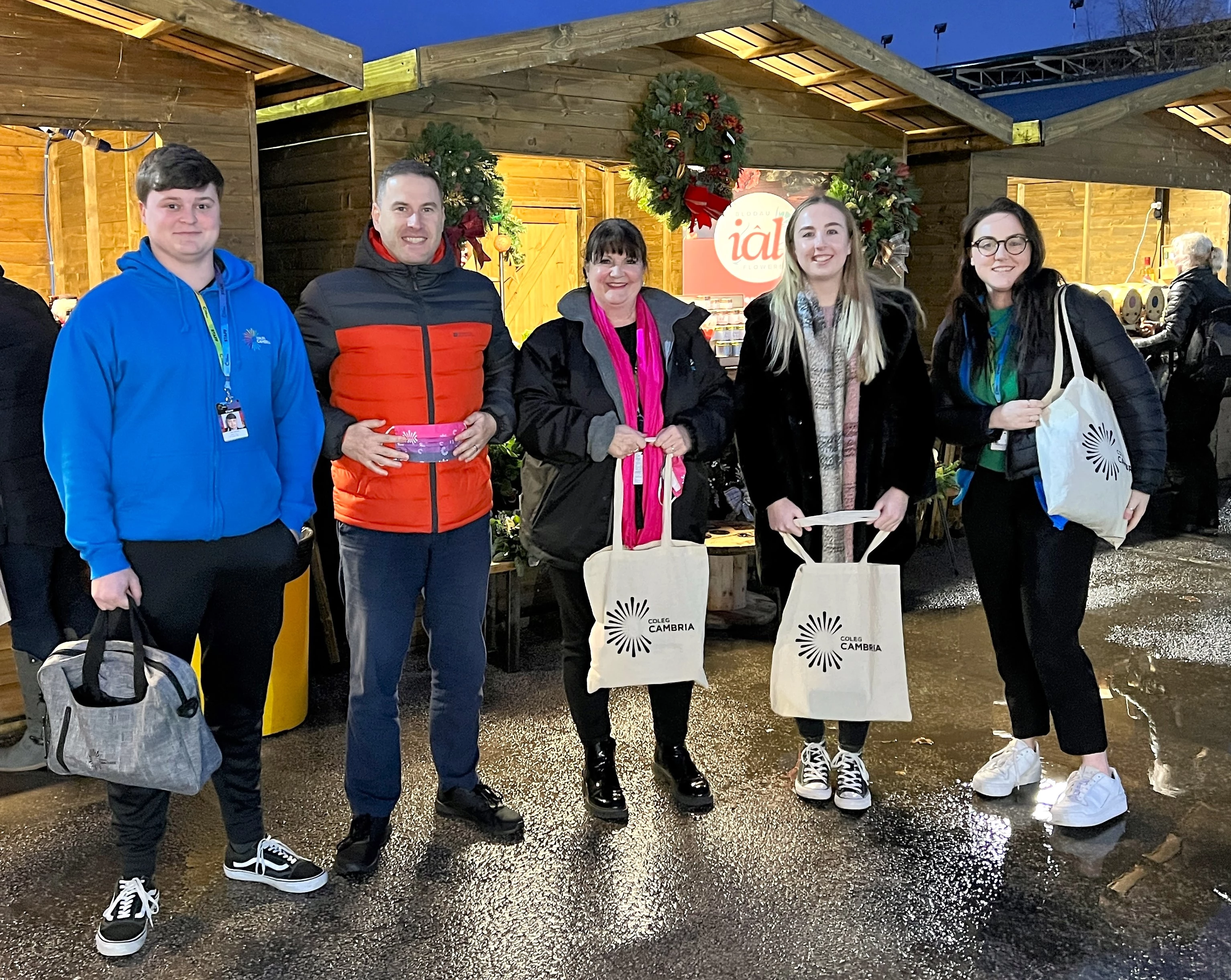 COLEG CAMBRIA’S popular Christmas markets return to Deeside and Wrexham this winter.
