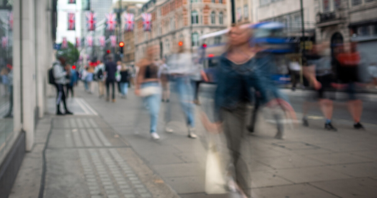 Gadget retailer plots high street store expansion