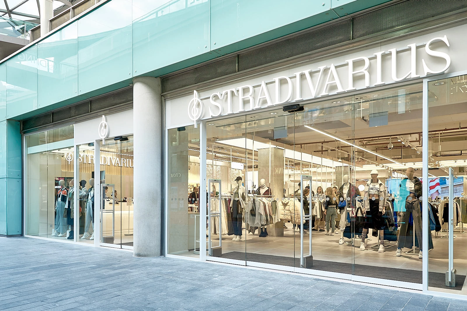 Stradivarius - Liverpool ONE