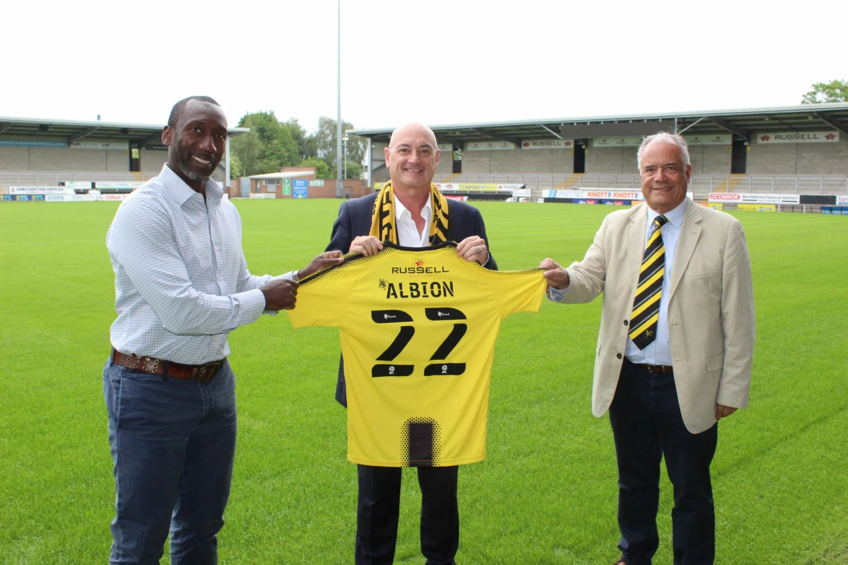 left to right Jimmy Floyd Hasselbaink, Andrew Hayward and Ben Robinson