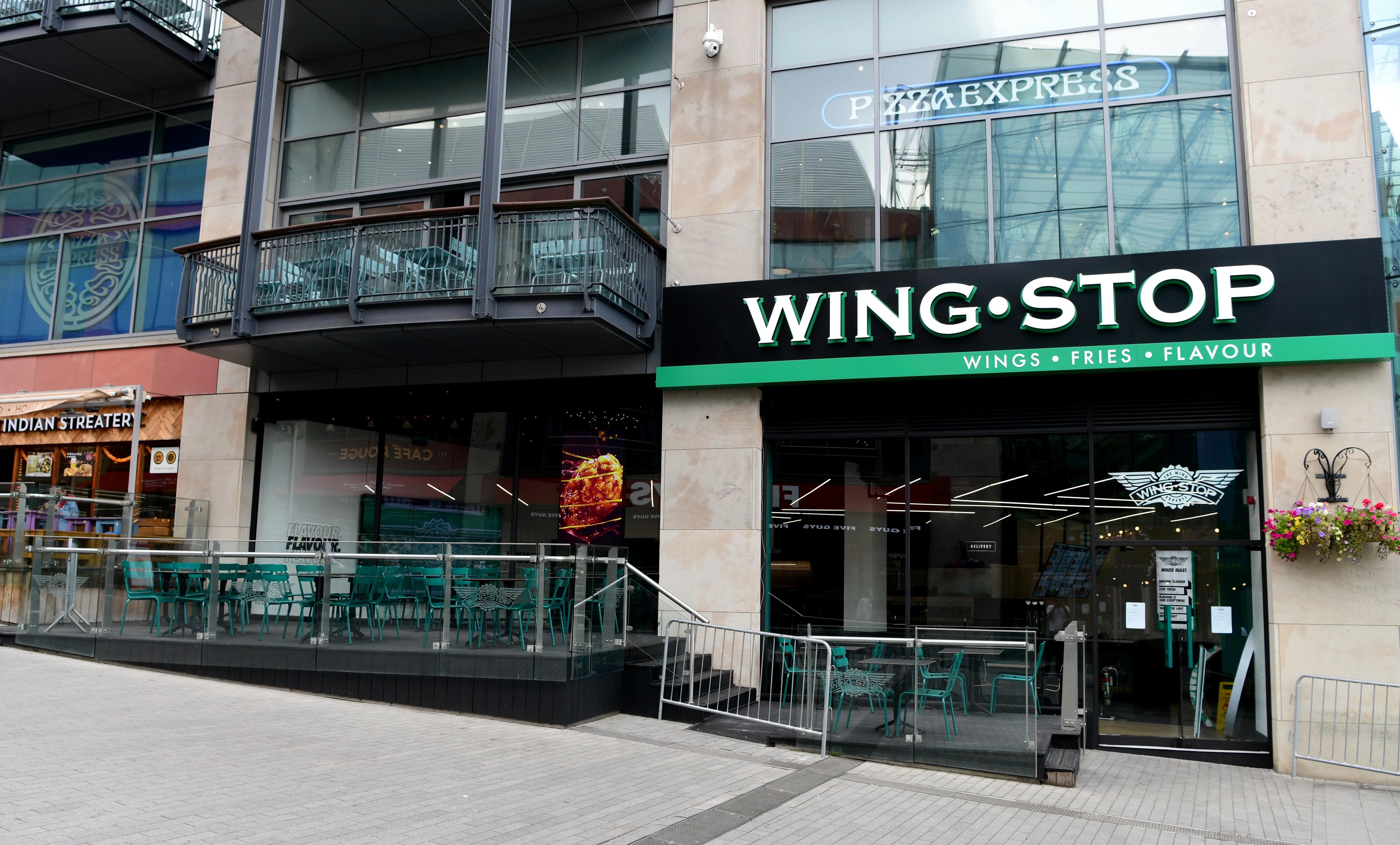 Wingstop's firt physical restaurant at flagship destination, Bullring. 