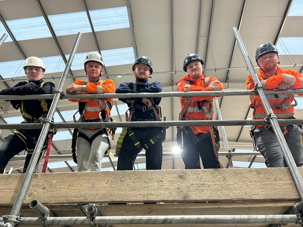 Scaffolding apprentices at 3t