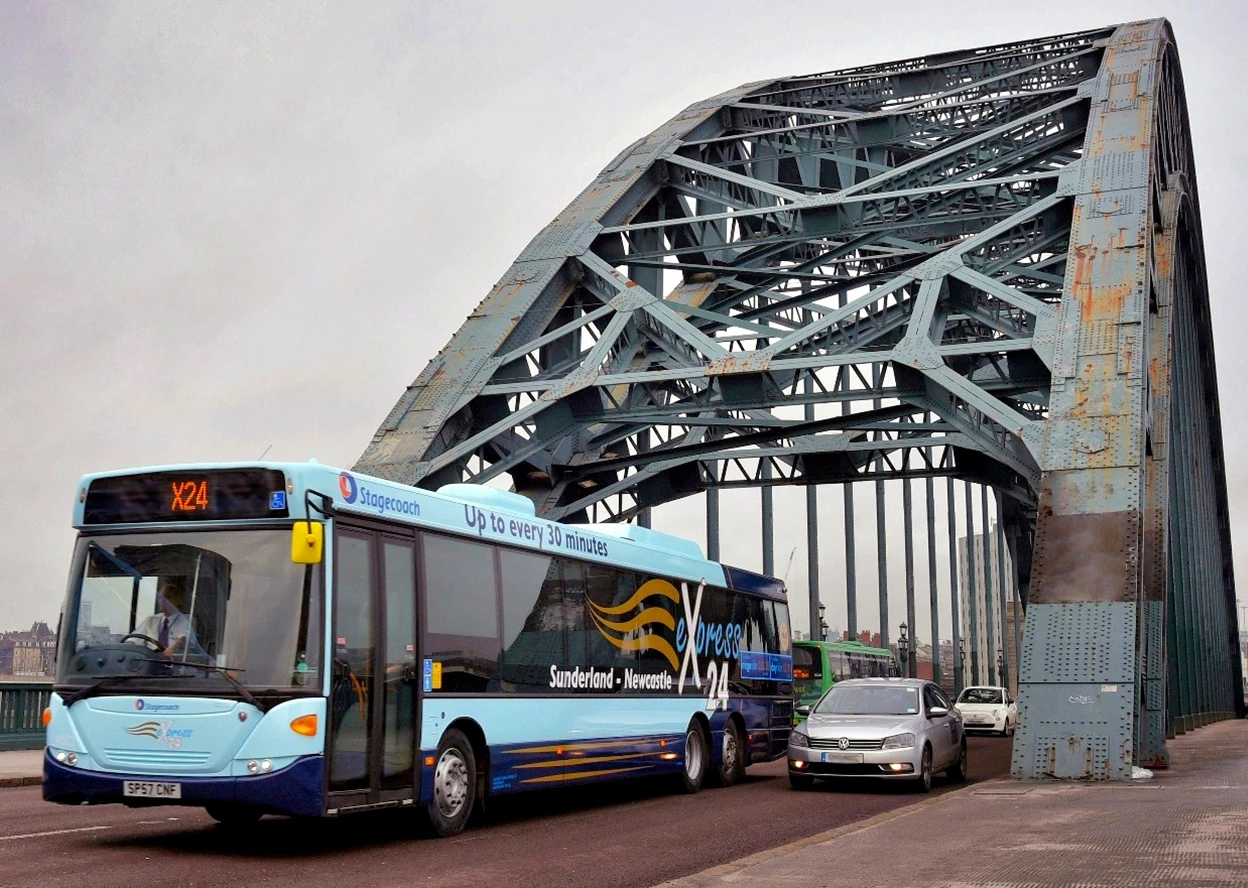 X24 Tyne Bridge 2