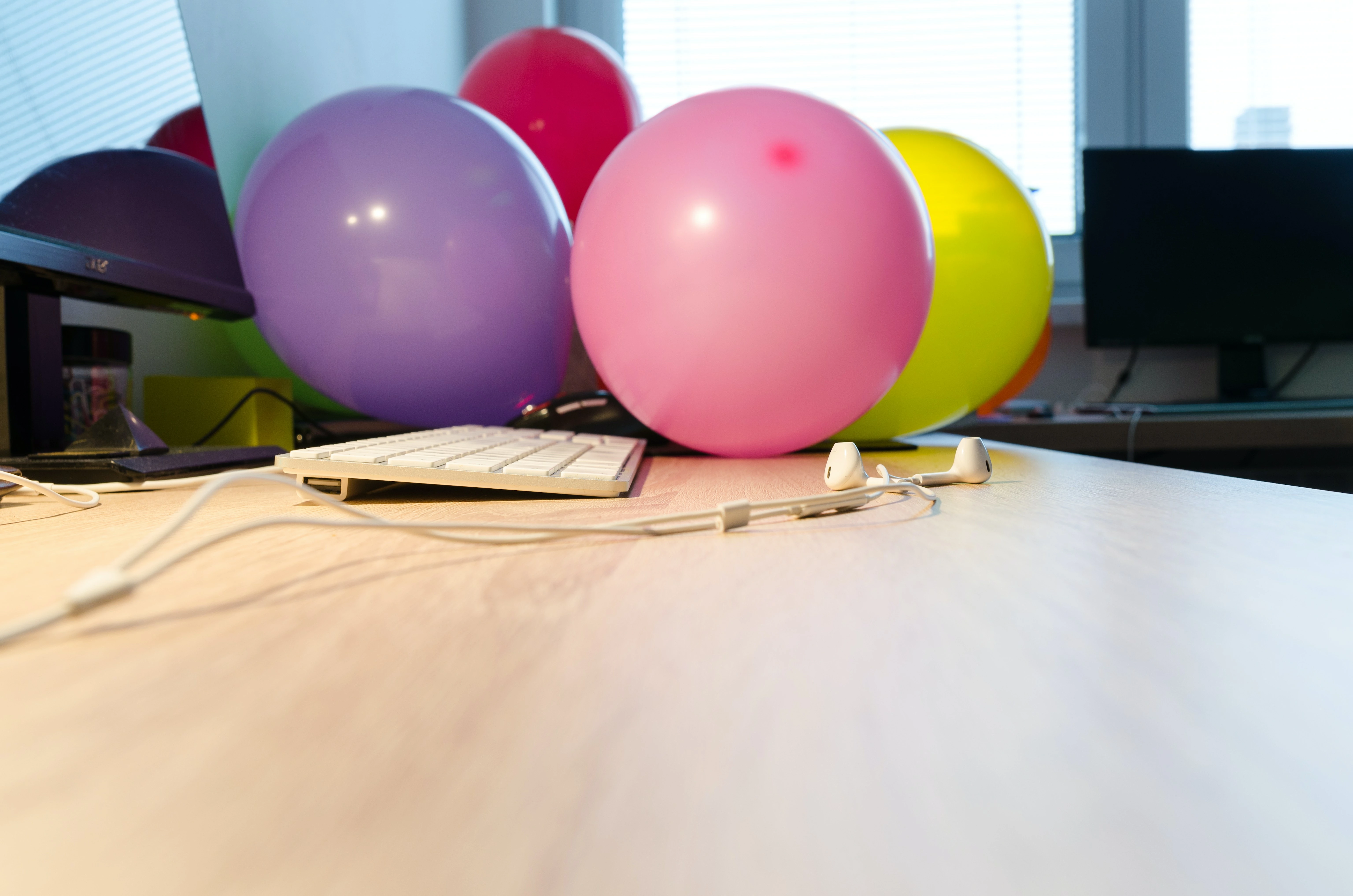 Balloons Desk