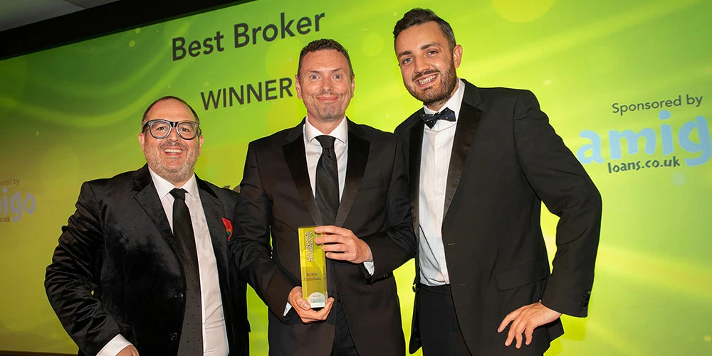 CEO of Evolution, Lee Streets, collects award for Best Broker 2019