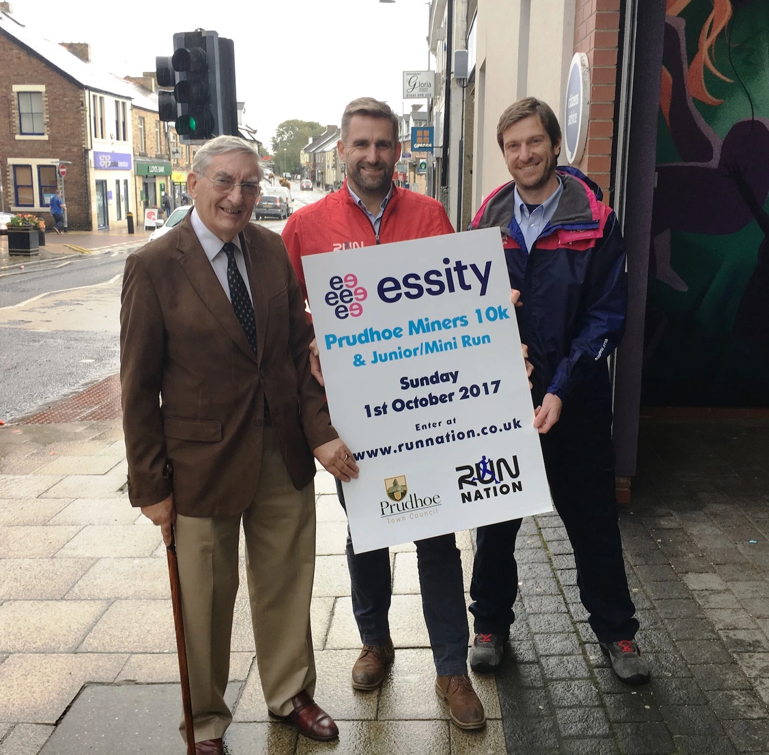  Gerry Price, Mayor of Prudhoe and Chair of the Town Council with Marco Paternesi, from local sponsor Essity Prudhoe Mill and Richard Hunter, from event coordinator Run Northumberland.