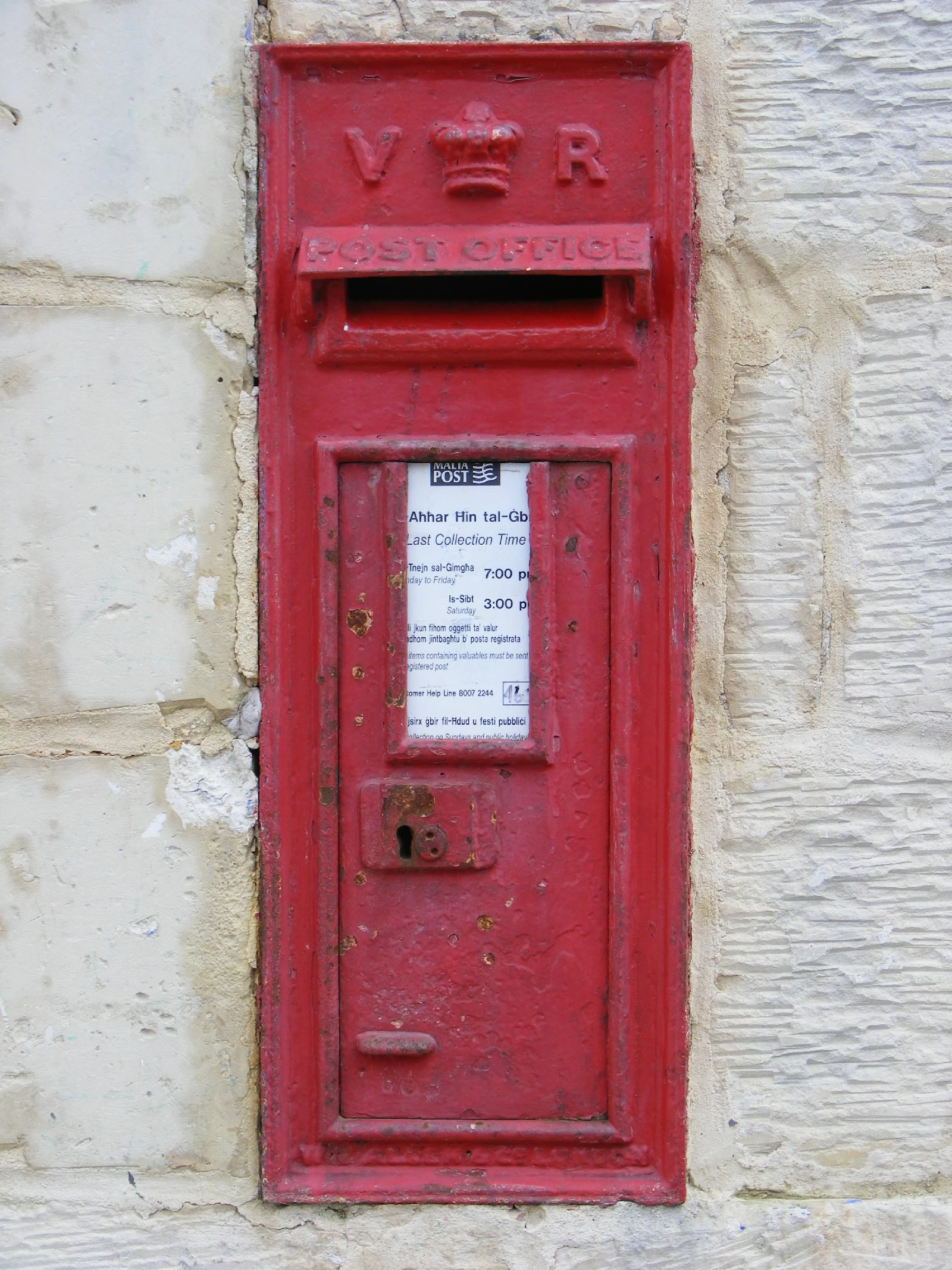 VR Victorian wall post box,Nigret, Malta.