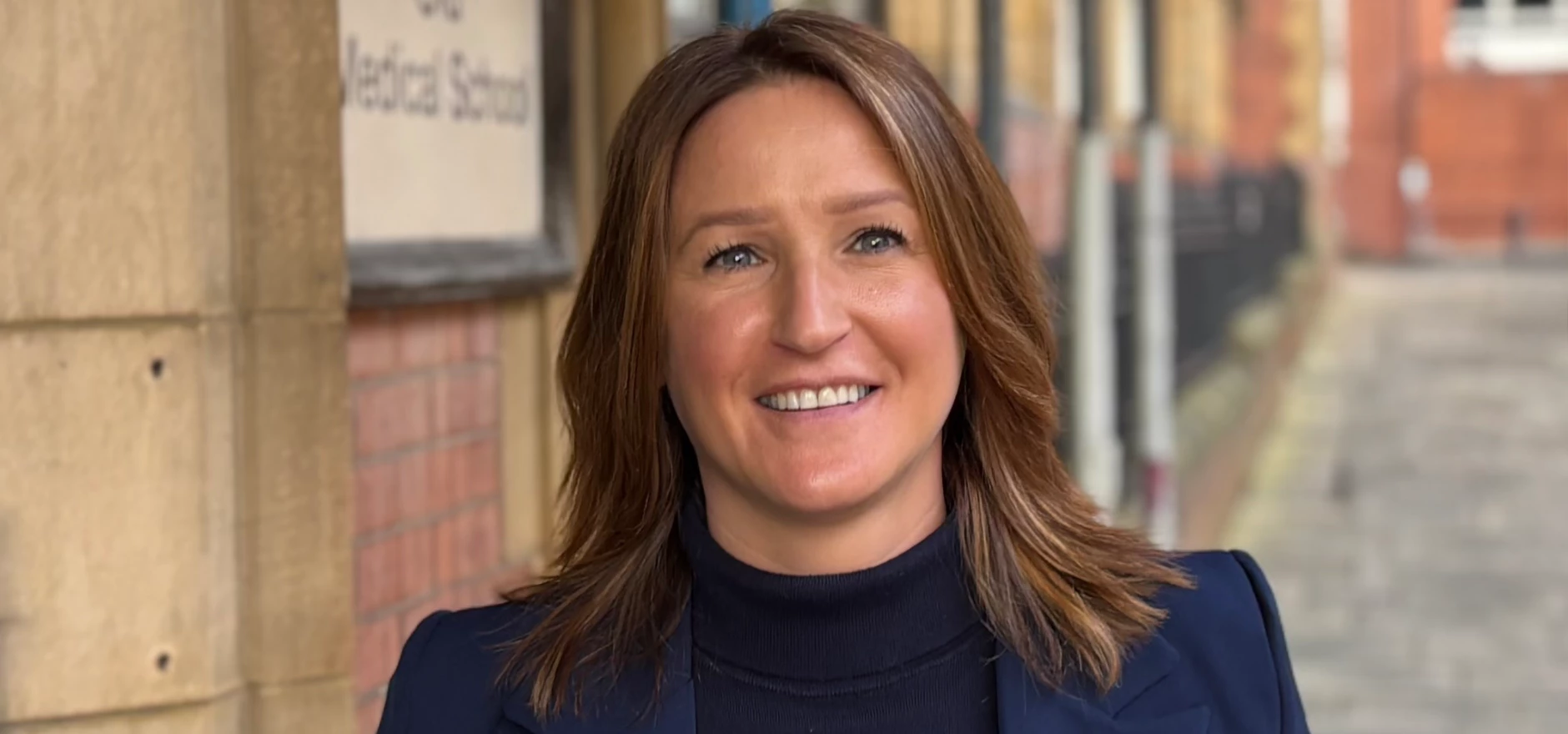Deb Hetherington cropped.jpg