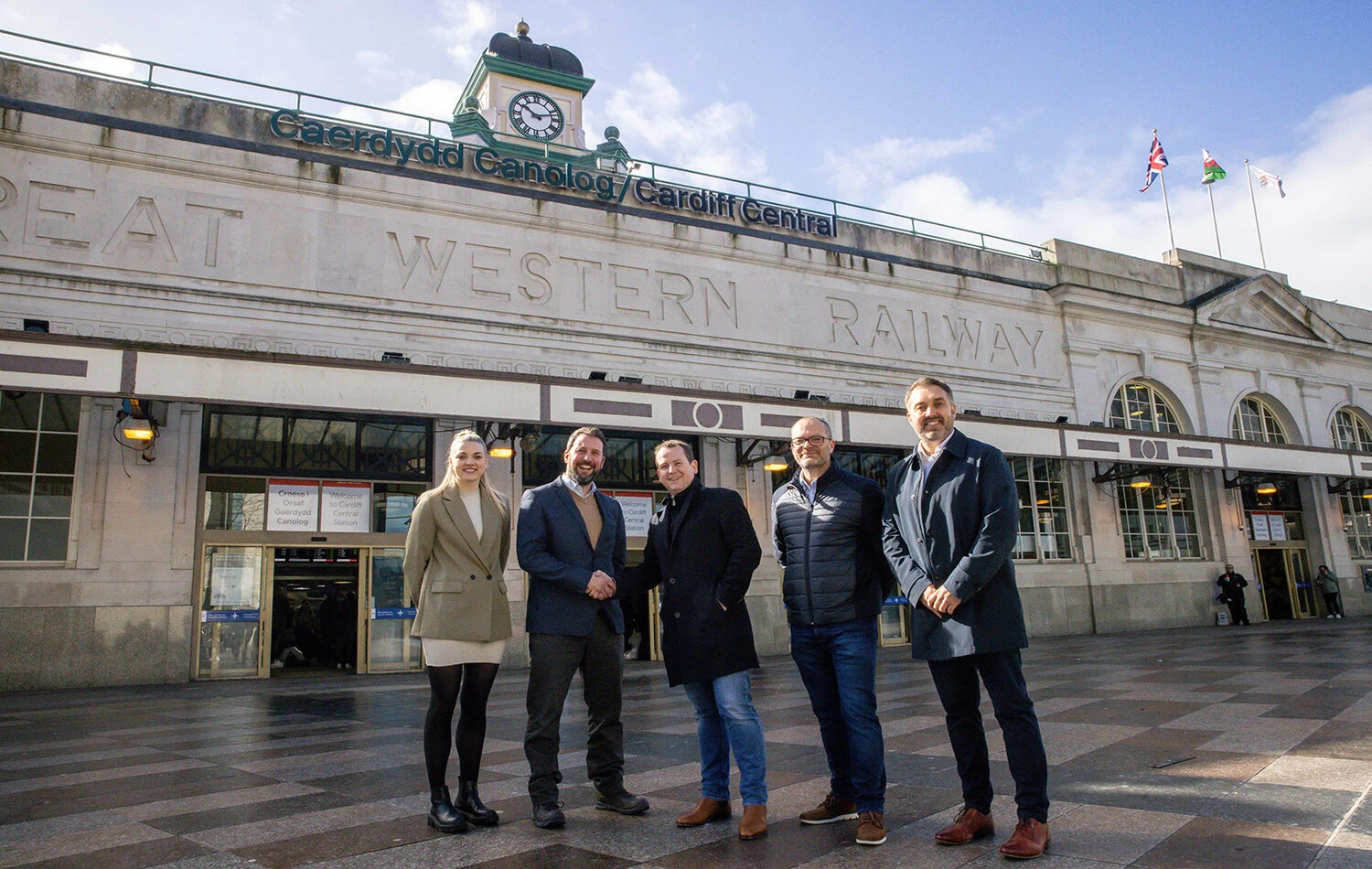 ROUTE MEDIA is on track for another successful year after securing a major national contract.  A pioneer in outdoor and digital advertising, the company is the new sales partner of Transport for Wales.