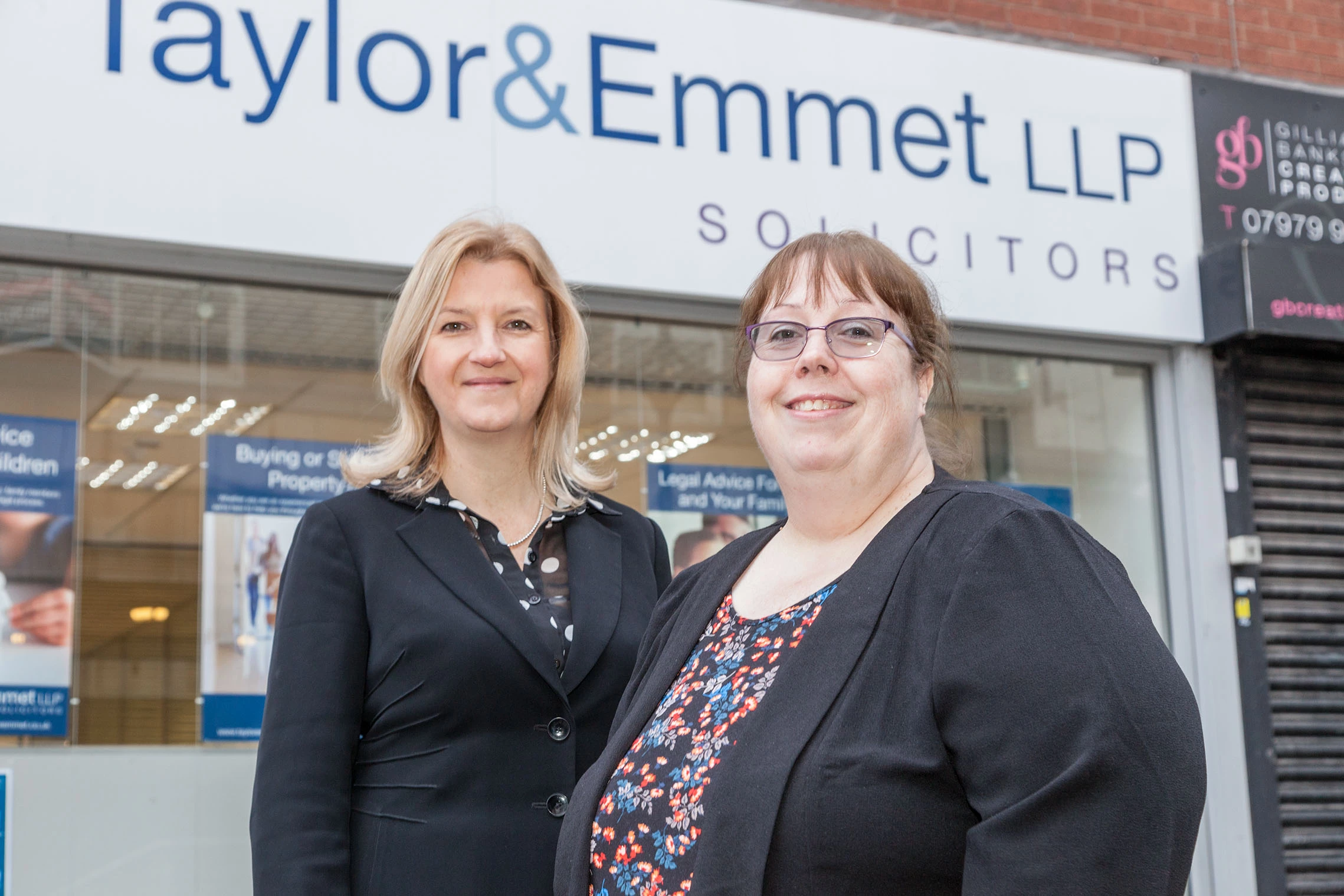 Taylor&Emmet mediator, Dawn Lowry (right), with head of family law, Michaela Evans. 