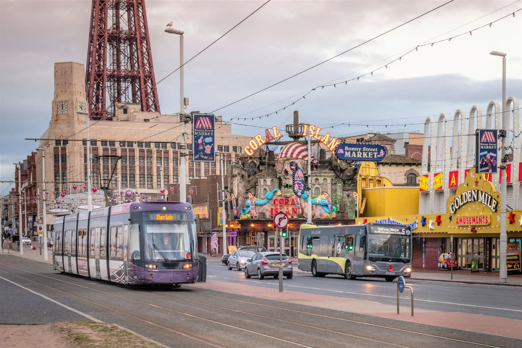 Trams and buses in Blackpool