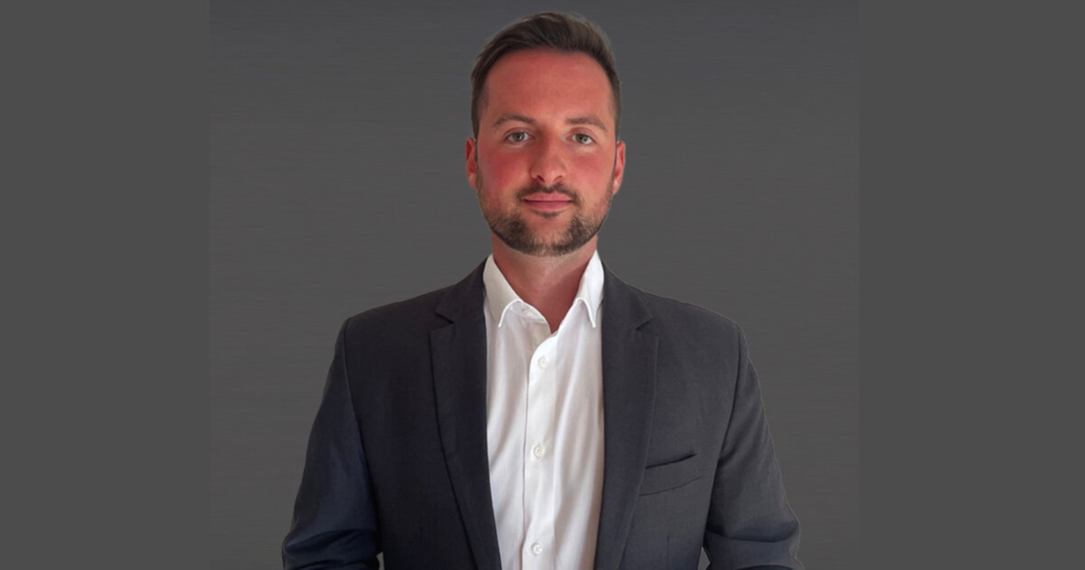 Hoxton Wealth Expands UK Reach with Acquisition of Family First