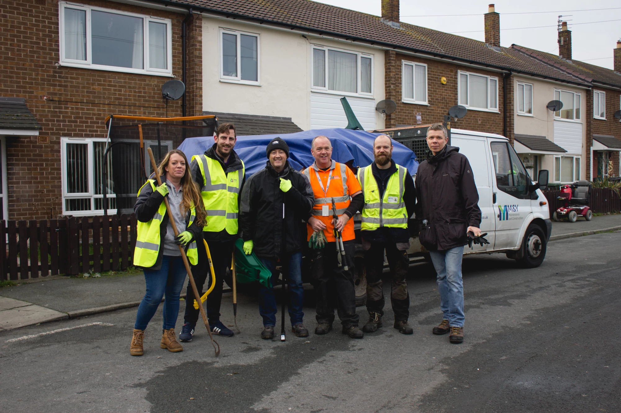 Prima Group and M&Y staff on site
