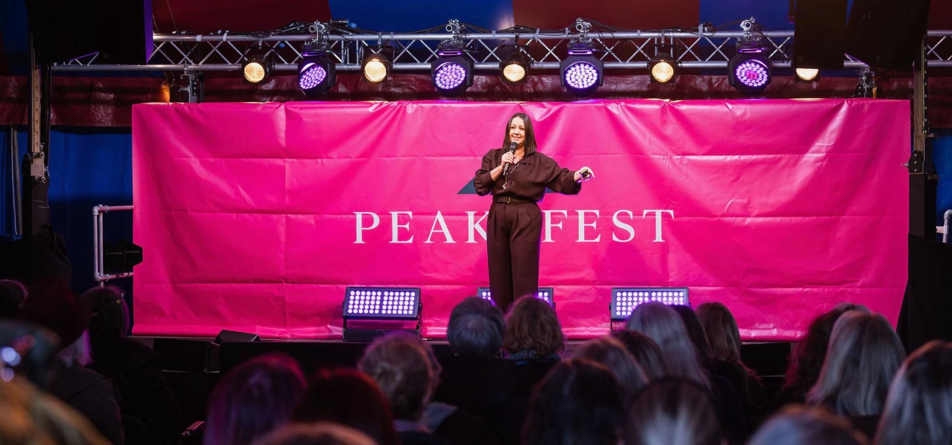 peakefest Nic stage.jpg