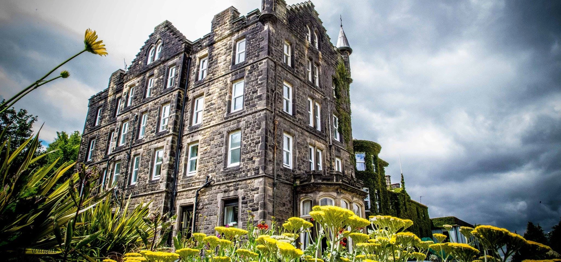 The Craiglands Hotel.jpg
