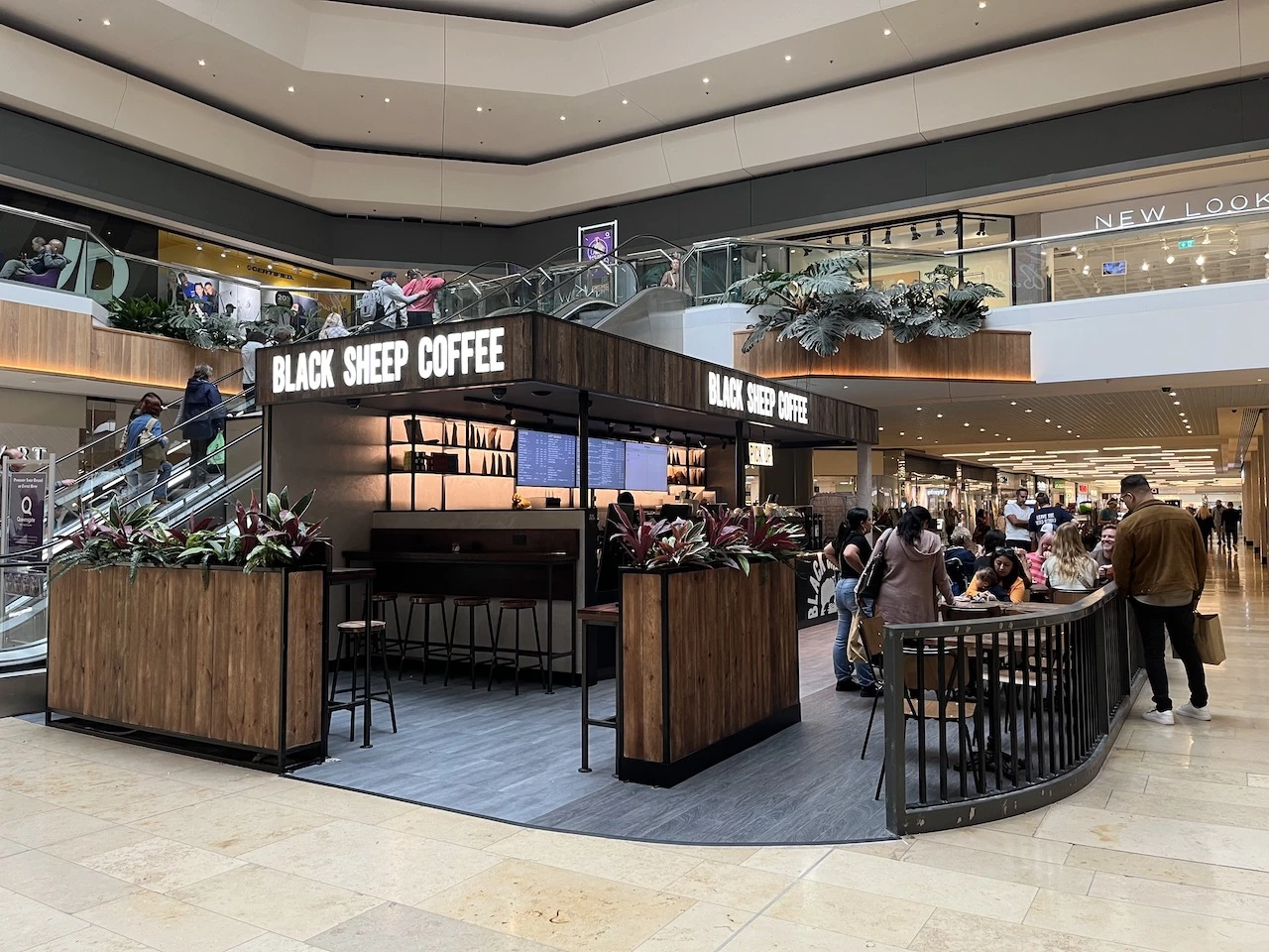 Black Sheep Coffee, Queensgate