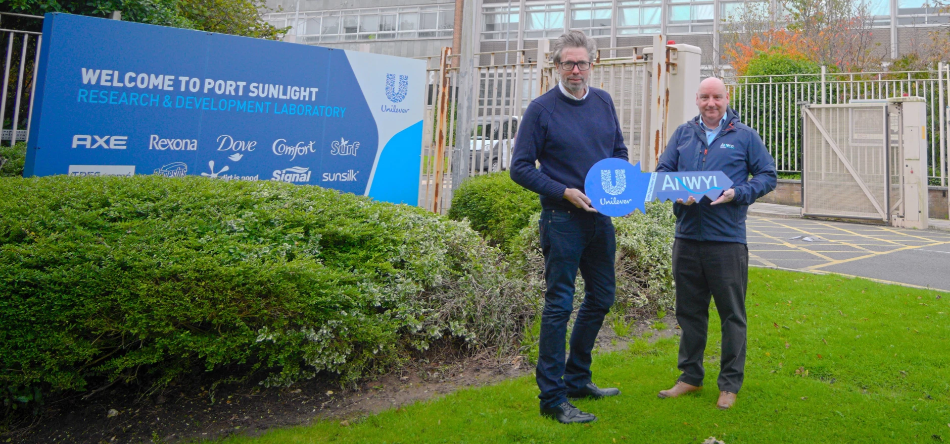 Cameron Jones, of Unilever, with Phil Dolan, Anwyl Homes' chief operating officer