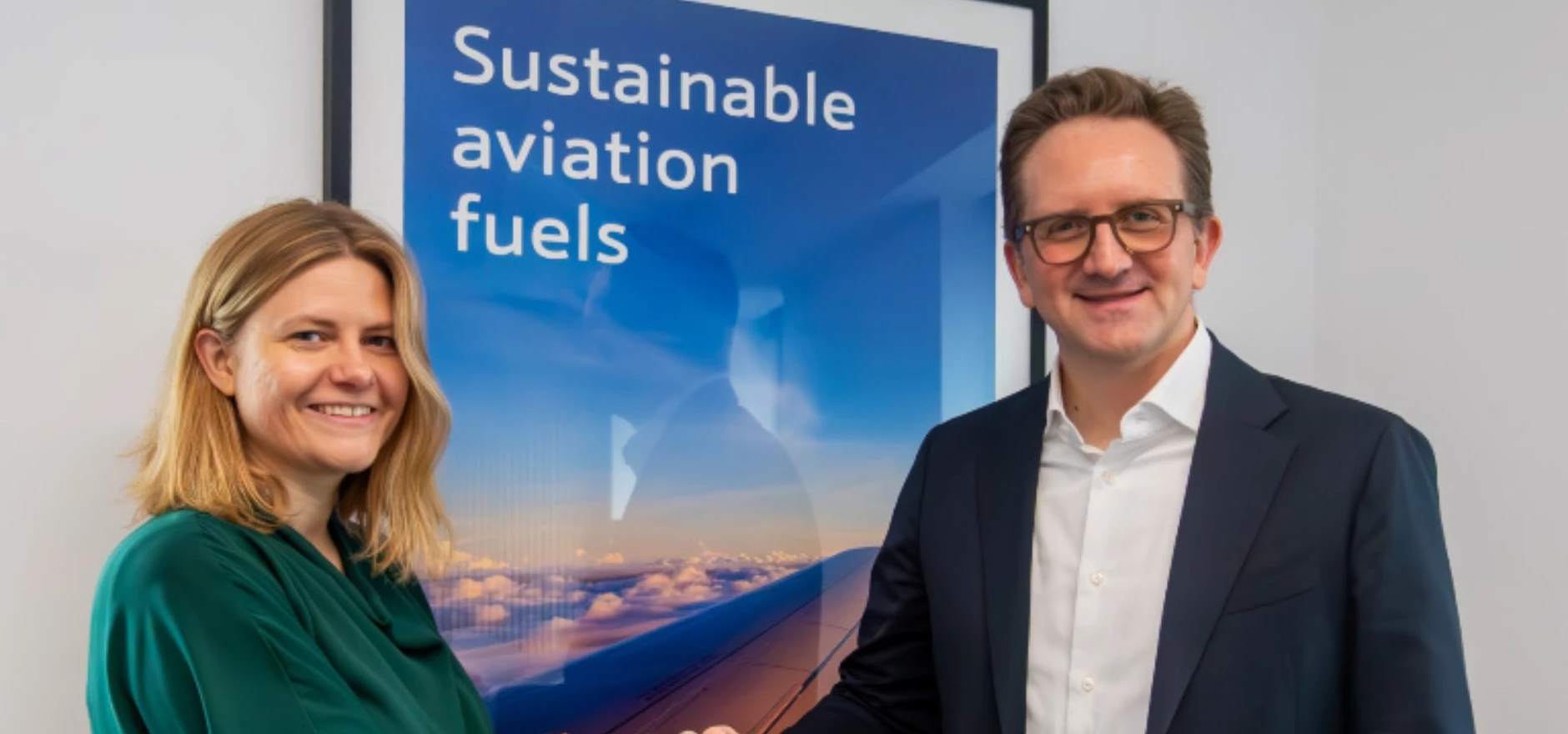 Amy Ruddock, Senior Vice President, Sustainable Aviation and Corporate Development at Willis Lease Finance Corporation and Alberto Giovanzana, Managing Director Licensing at Johnson Matthey.jpg
