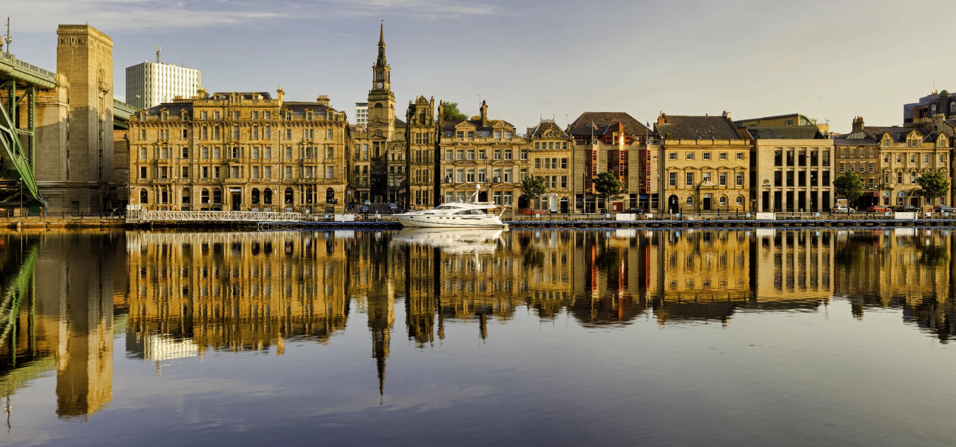 Quayside 01a-min.jpg