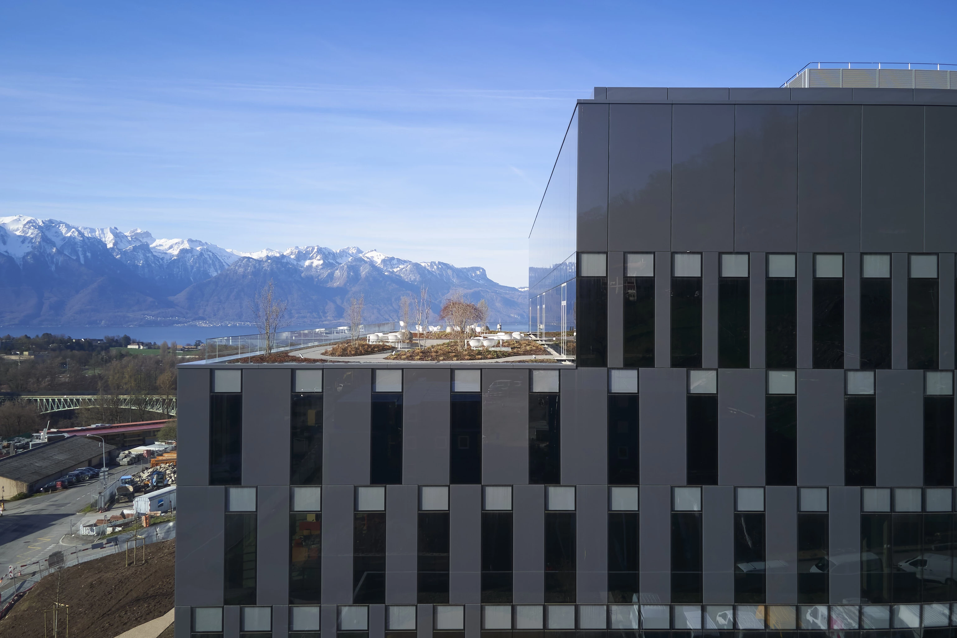 Eyrise dynamic glazing facade at Merck building in Switzerland