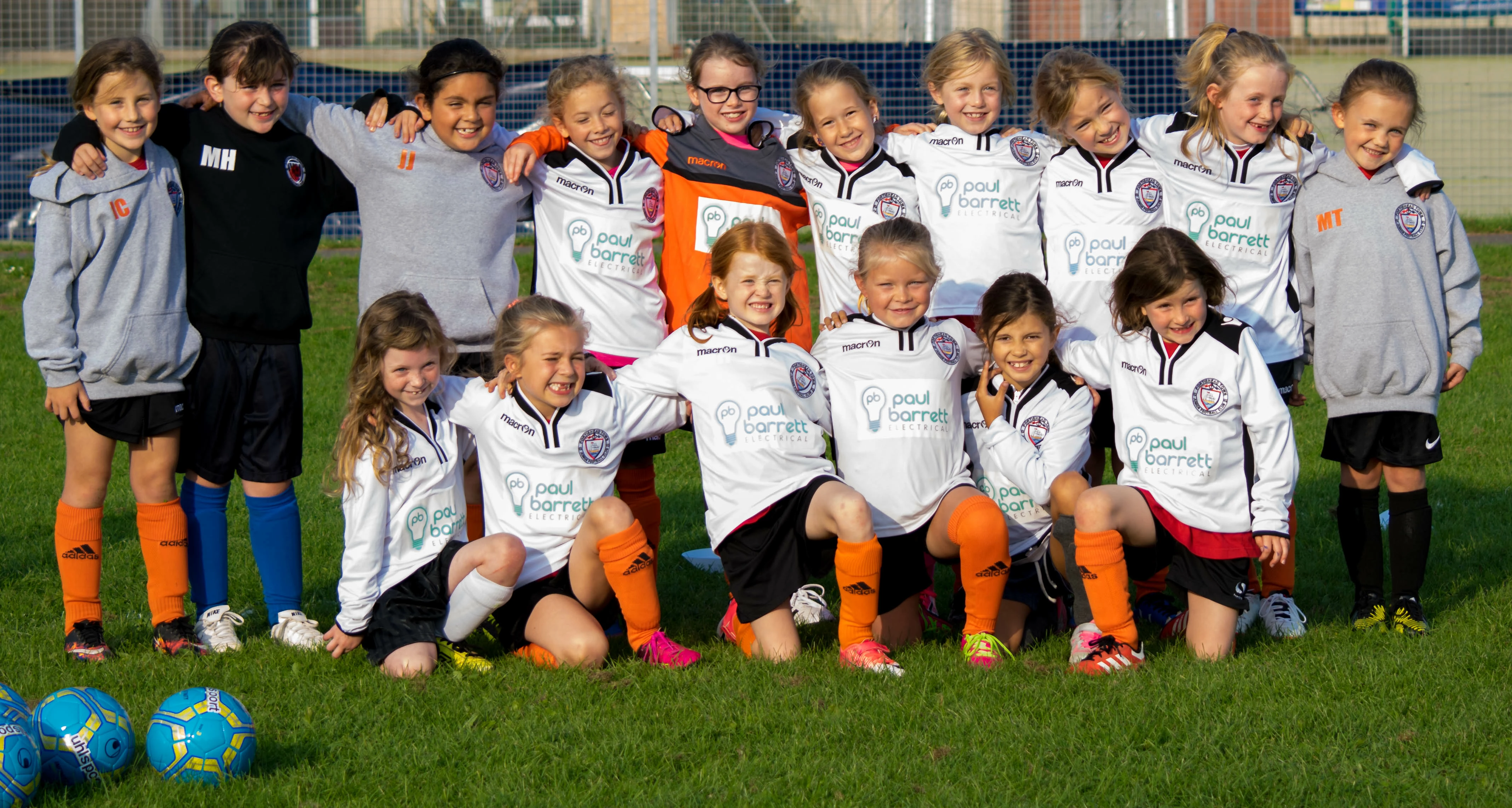 Portishead Town FC under 8 girls team