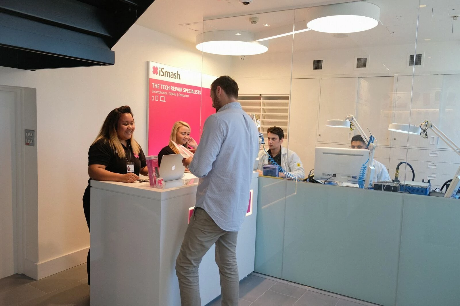 Inside ISmash's Kings Cross store.