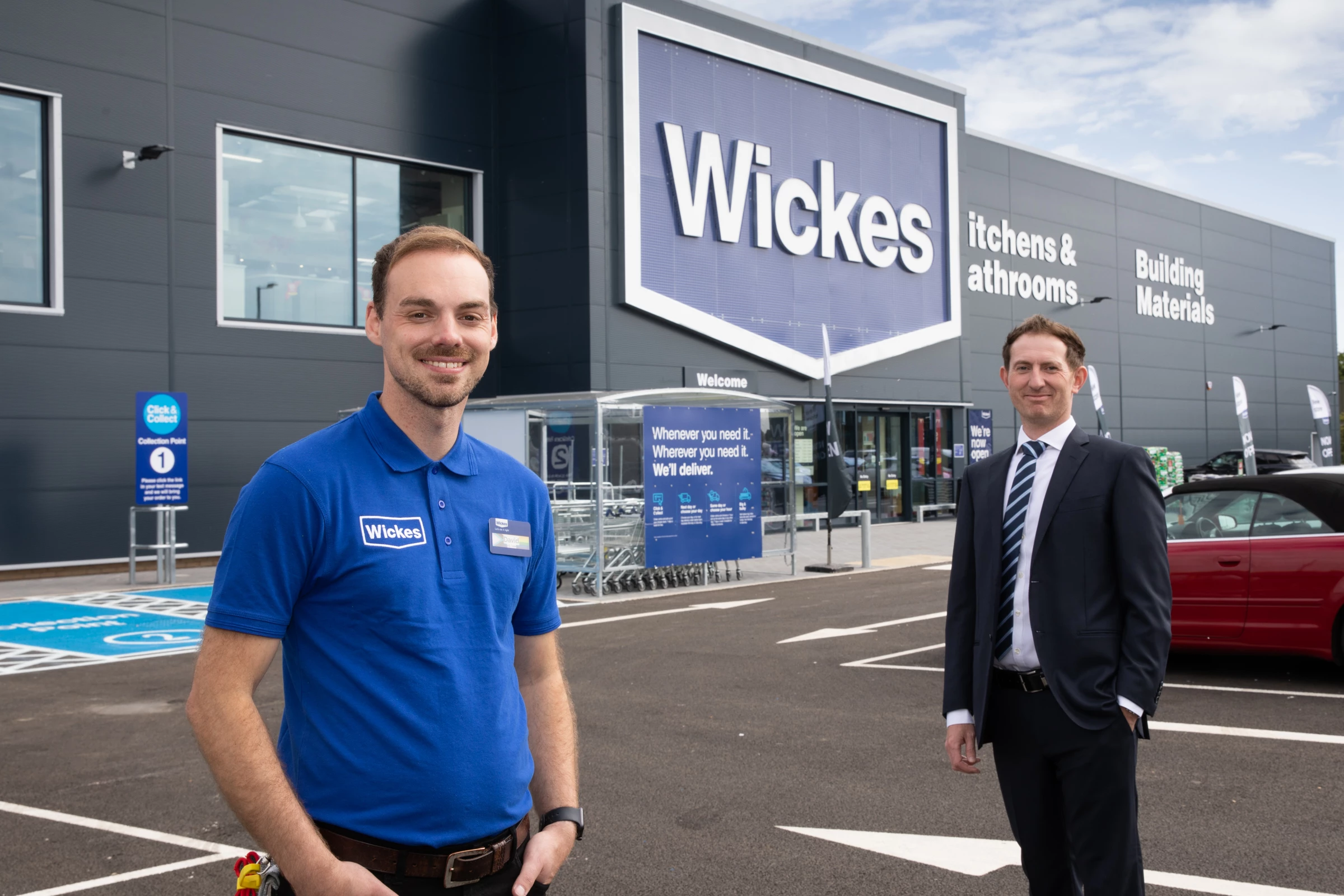 L-R: David Wingfield, Wickes Store Manager and Brandon Bailey, Project Manager at UK Land Estates.