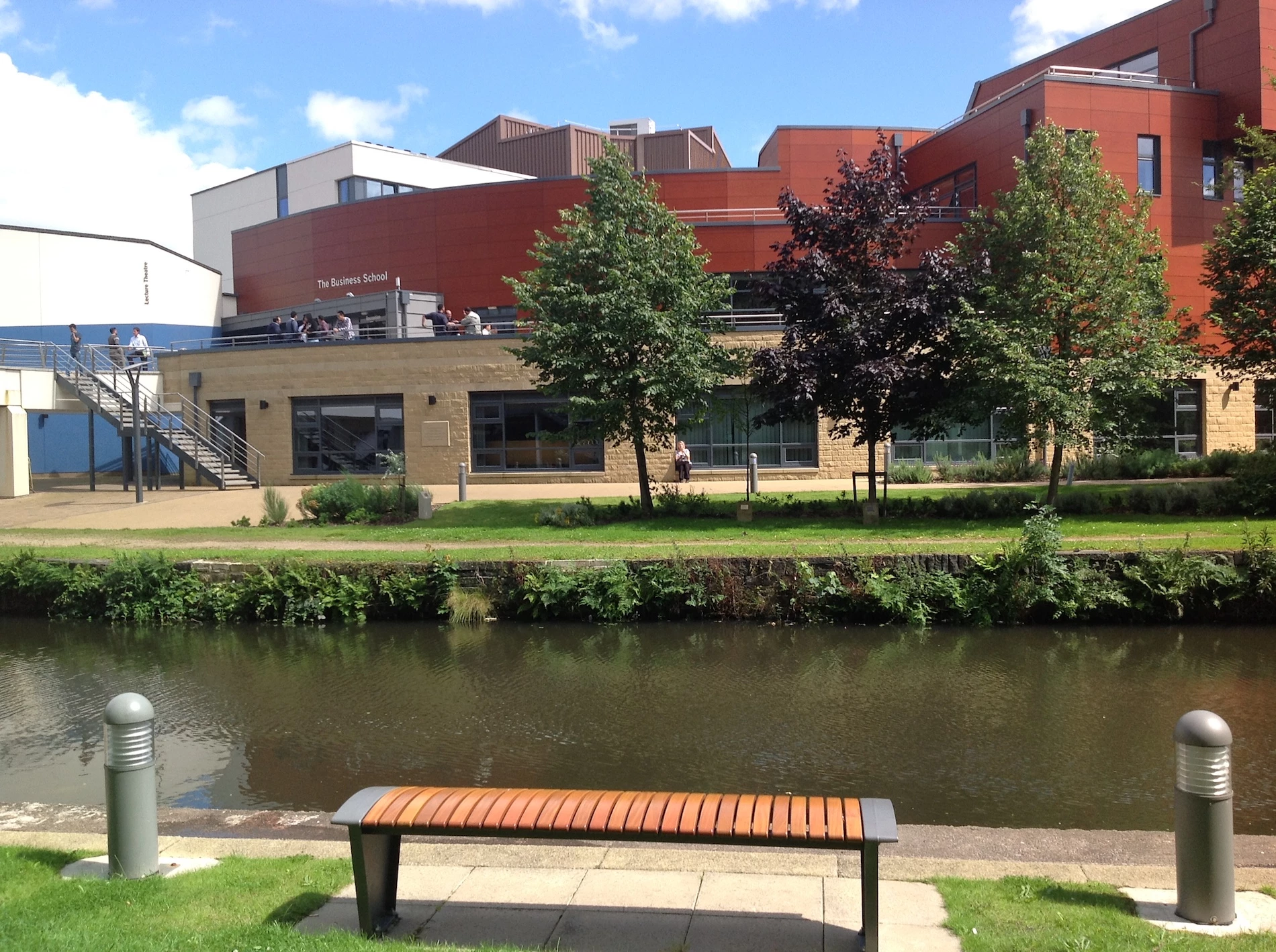 Uni of Hudds business school