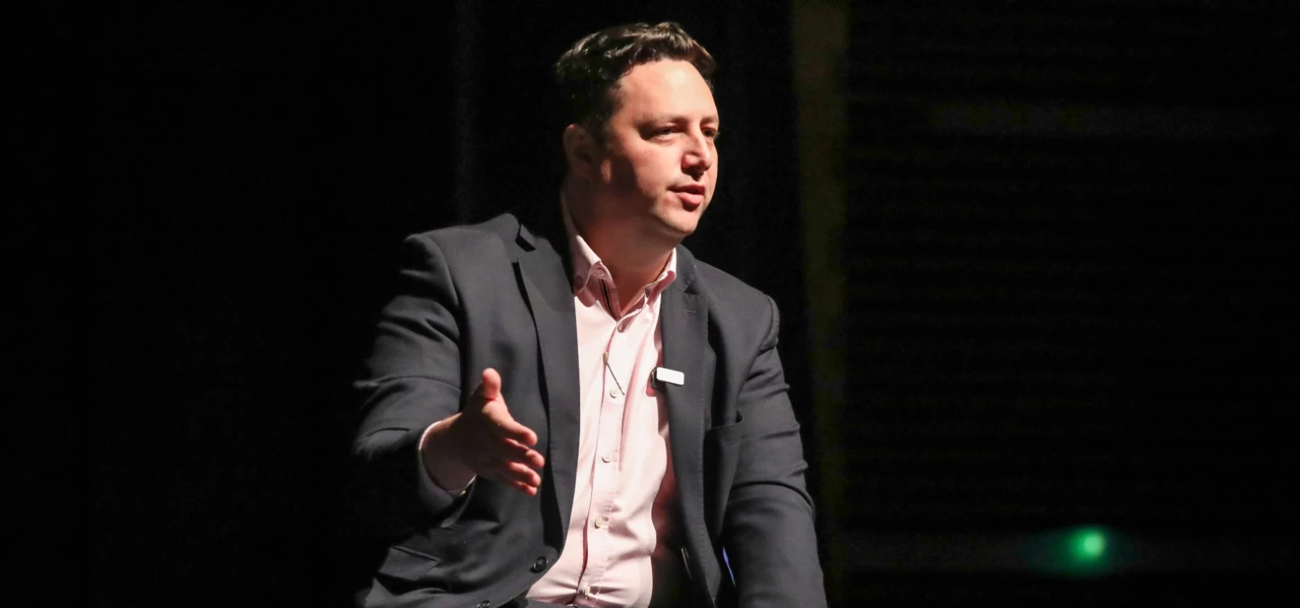 Mayor backs campaigner for Damehood | Bdaily