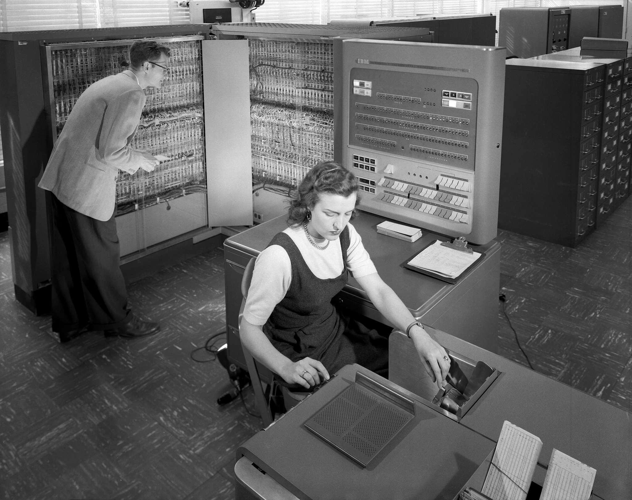 An IBM data processing machine in the 1950s.