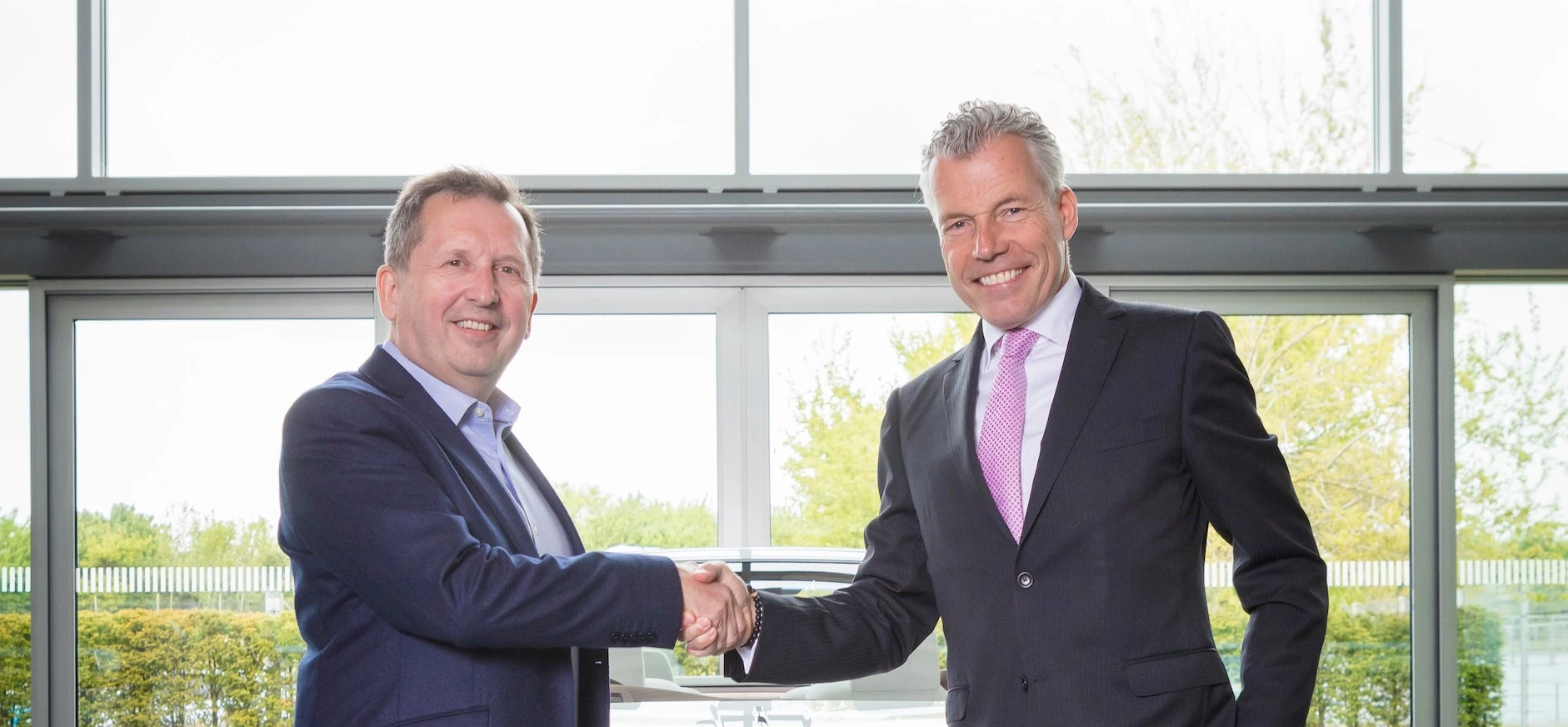 Rolls-Royce & Stratstone partnership.