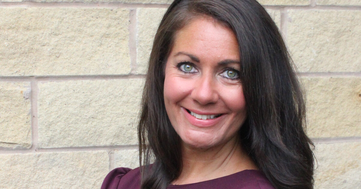 Marna Ricker EY makes senior corporate banking hire to support local business growth ...