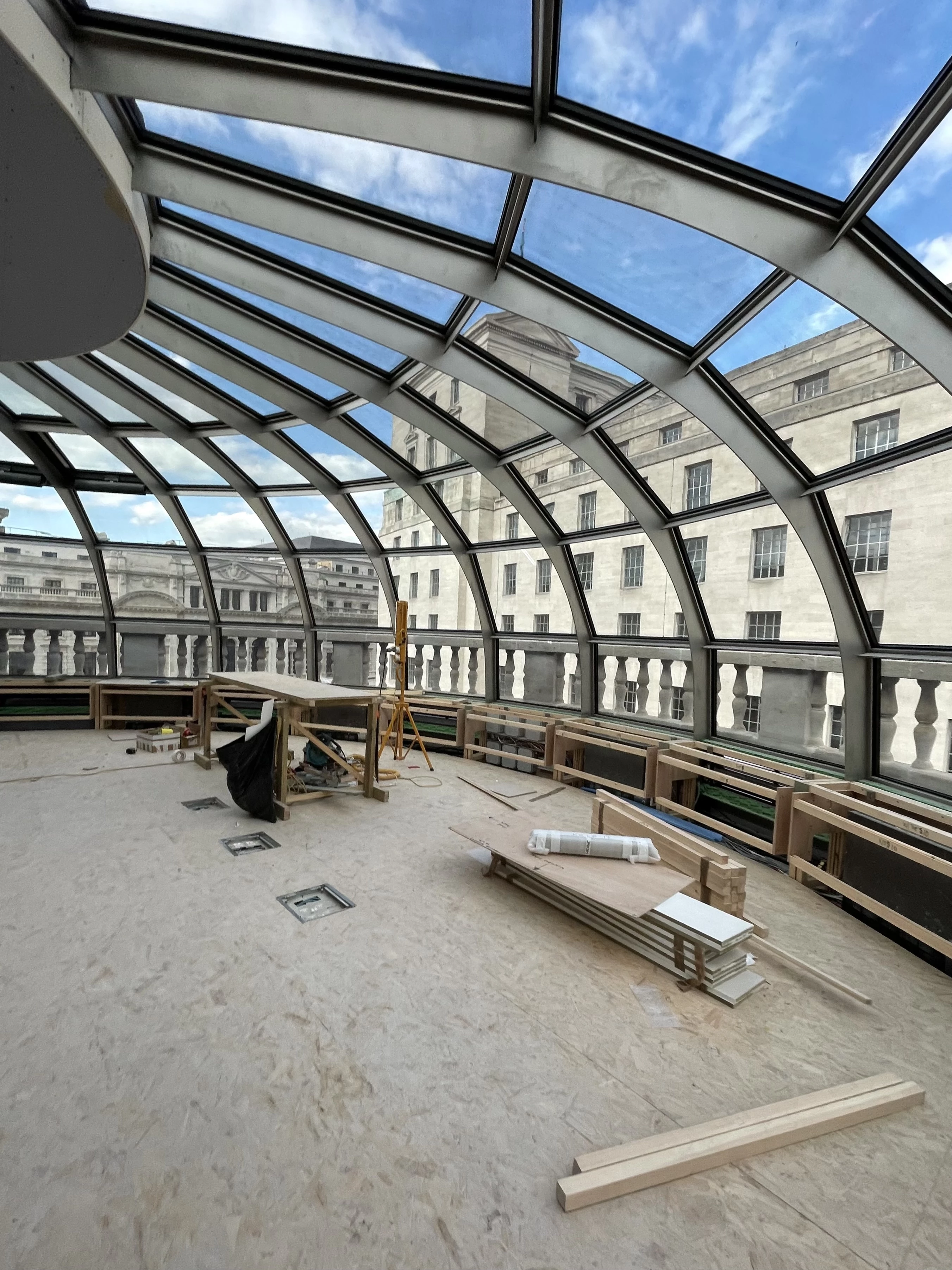 RUSI dome with Eyrise solar shading glass