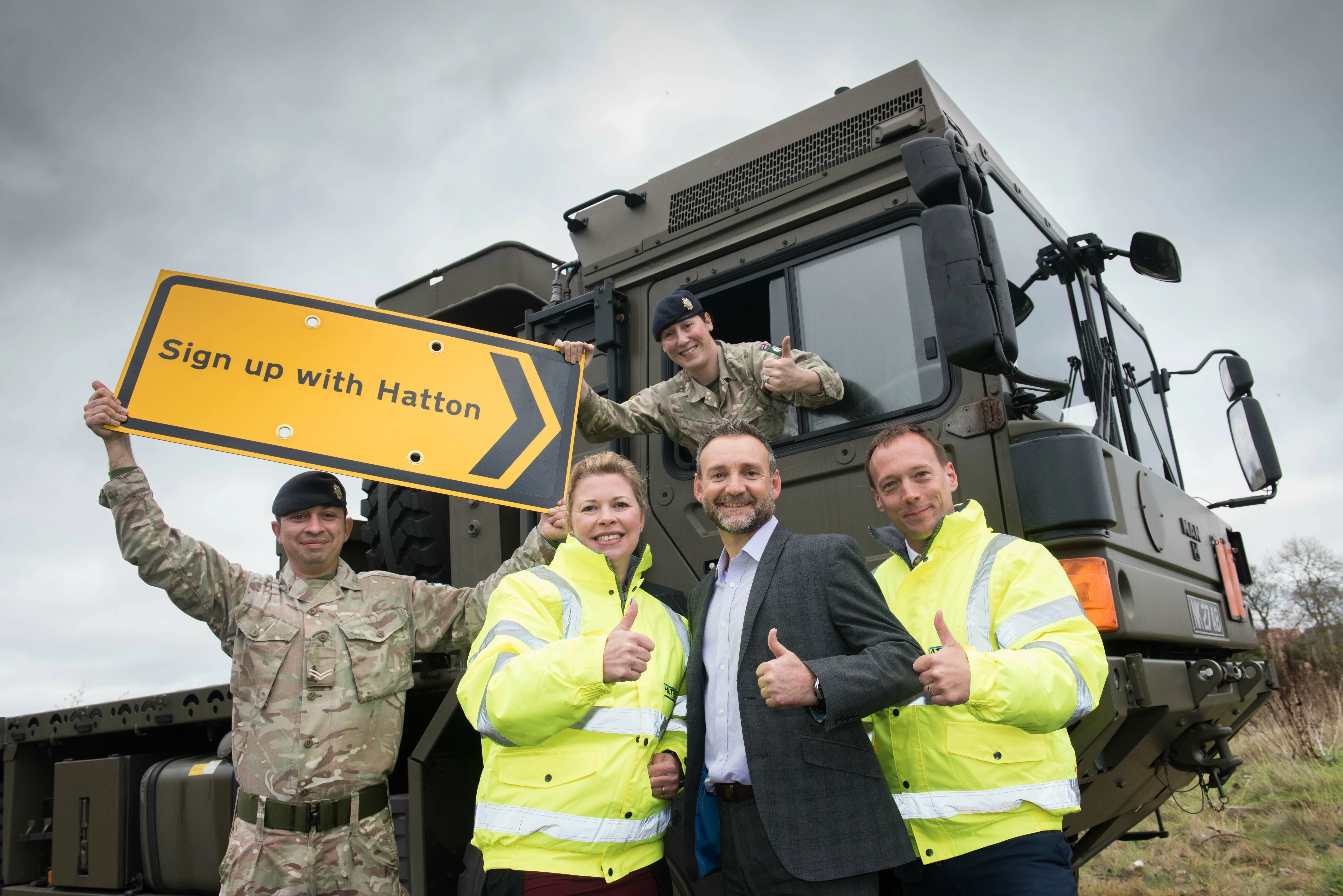 (L to R): Lance Corporal Richard Pill, Soldier, Lara Bailey, Commercial Manager of Hatton Traffic Management, Tom Bailey, Managing Director of Hatton Traffic Management, Private Julie Earnshaw, Soldier. 