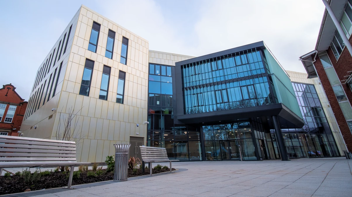 Coleg Cambria