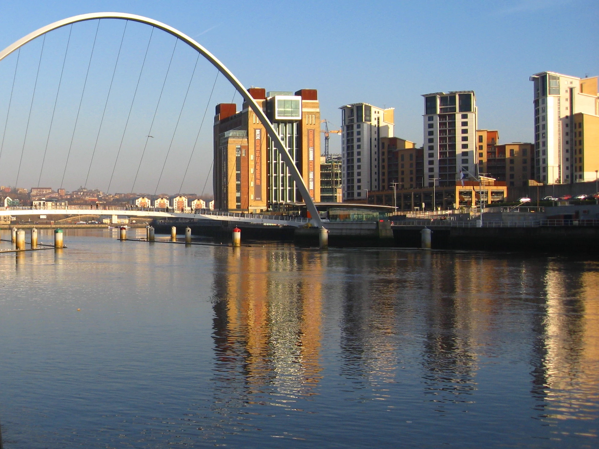 Millennium Eye Bridge and Baltic - Newcastle Gateshead Quayside