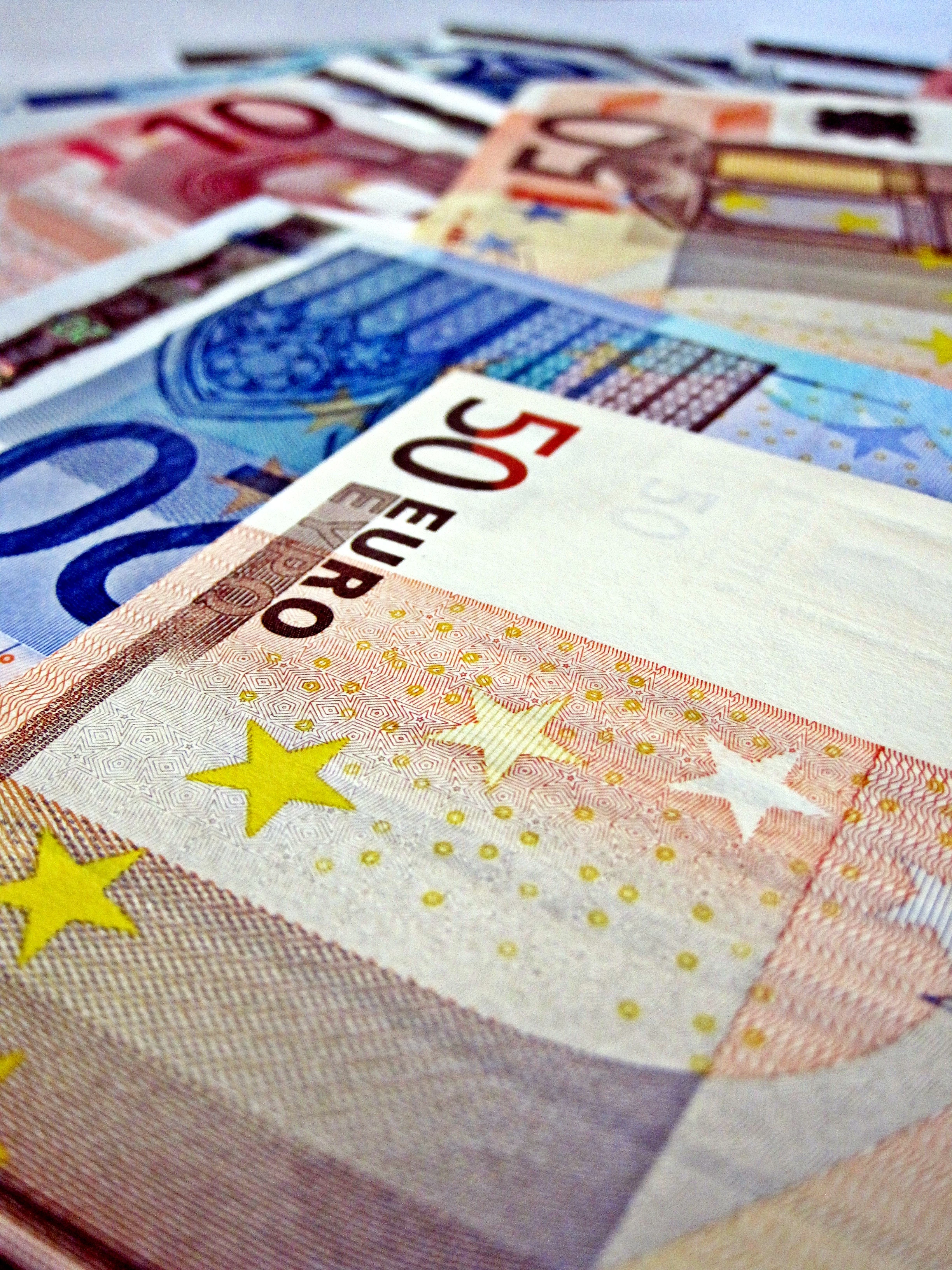 Free Image of Euro Notes