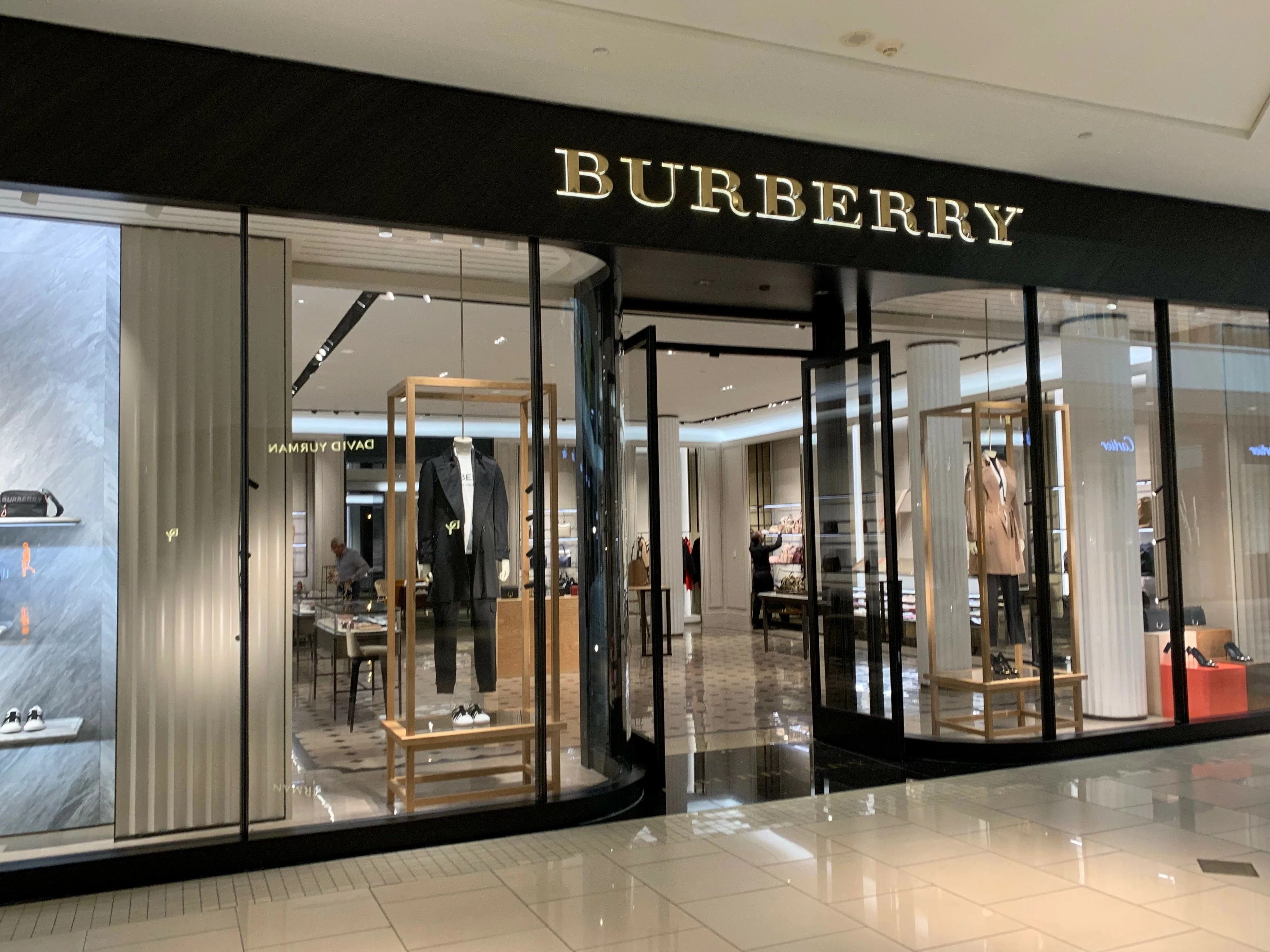 Burberry Aventura Mall