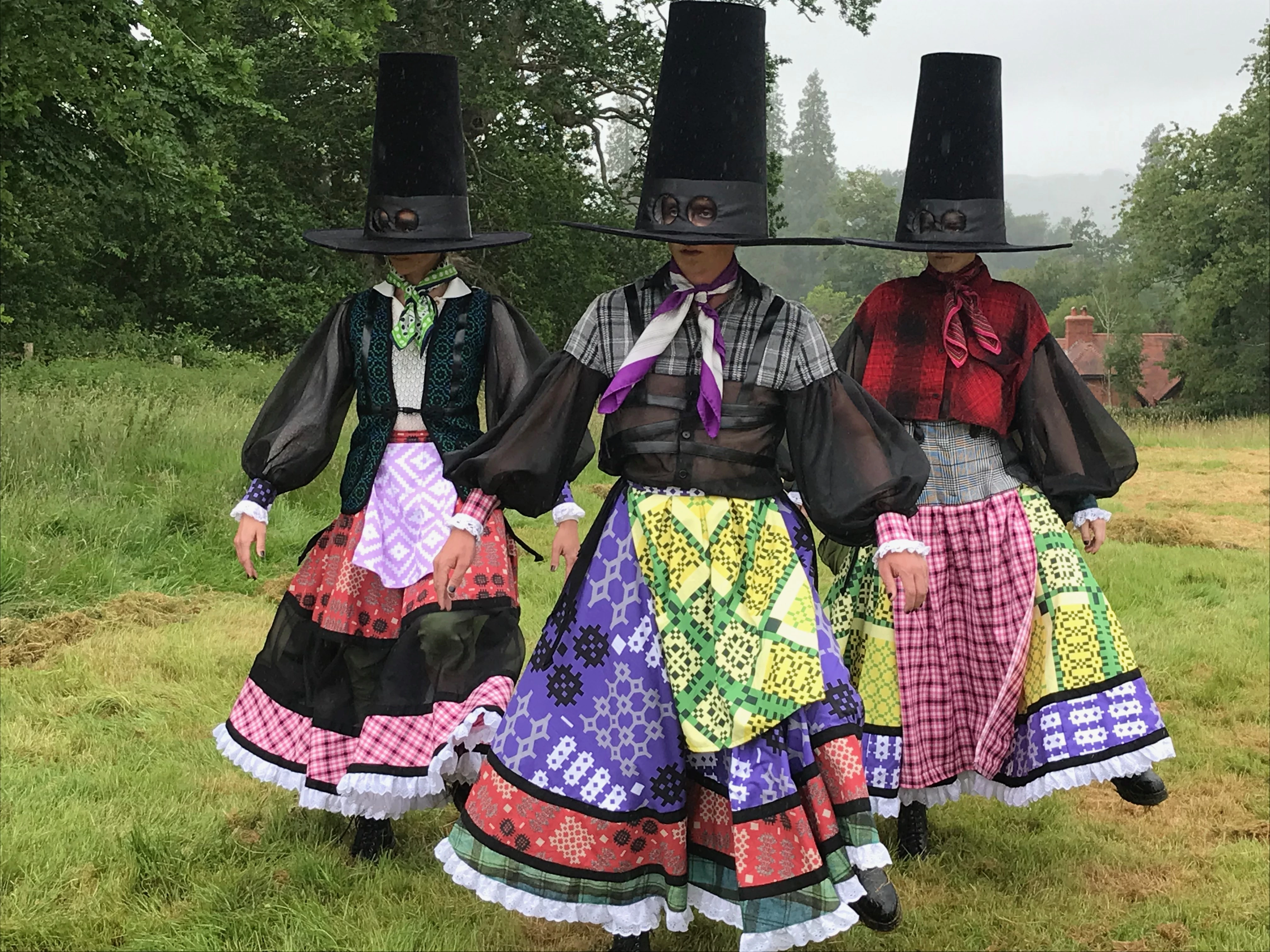 Contemporary Welsh folk dance group Qwerin will join the Streets of Ross on June 4