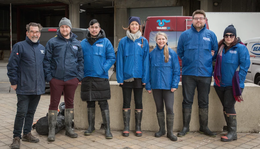 Thames charity clean-up team 