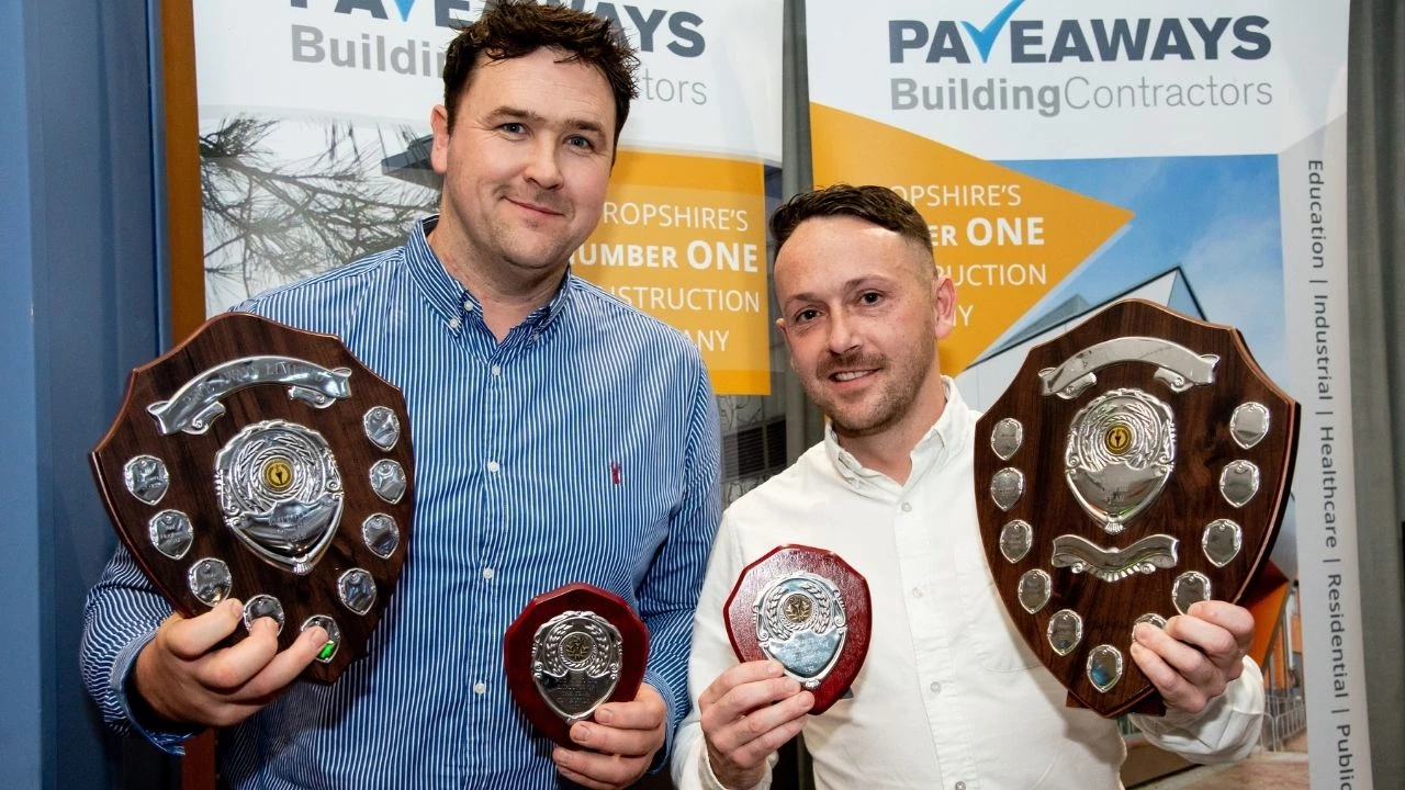 Site managers Kevin Bowden and Simon Gough, who were named as Pave Aways’ Employee of the Year and Colleague of the Year at its annual awards. 