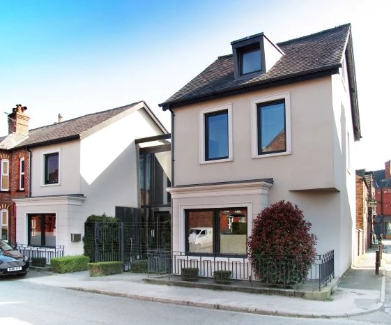 12 Bath Street, Hale